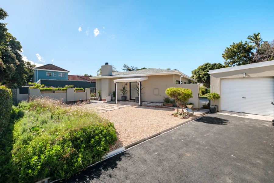 4 Bedroom Property for Sale in Kirstenhof Western Cape